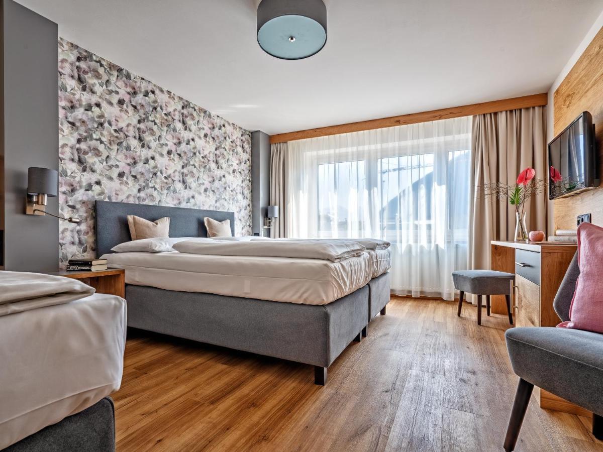 Stadthotel Eggerbraeu Imst Eksteriør bilde