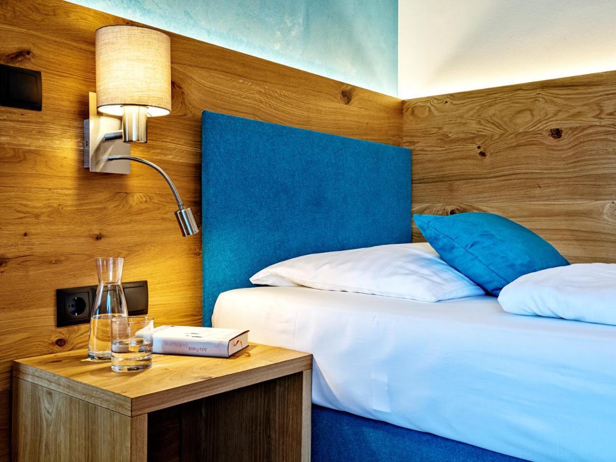 Stadthotel Eggerbraeu Imst Rom bilde