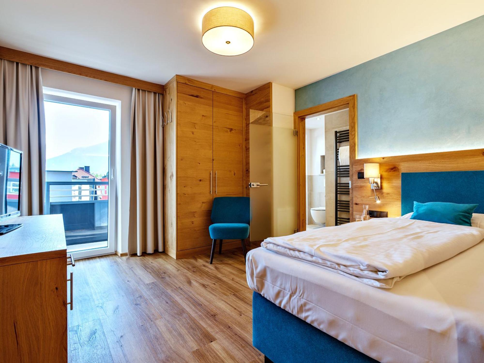 Stadthotel Eggerbraeu Imst Rom bilde